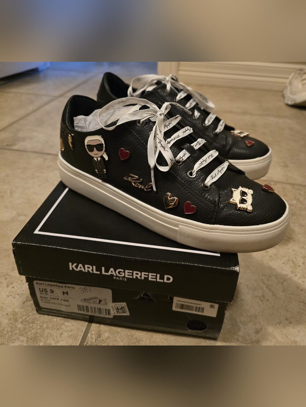 Karl Lagerfeld Black Leather Heart Pin Sneakers